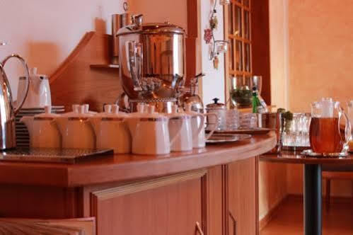 Hotel Am Schwedenkai Kiel Extérieur photo